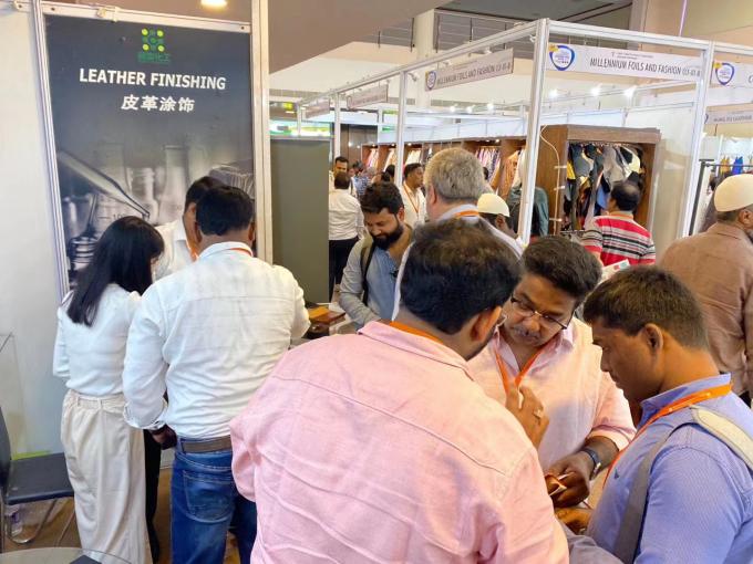 ขายปลีก PSAF ฟรี ป้องกันน้ํา กันน้ําสําหรับผ้าหนัง เครื่องป้องกันเฟอร์นิเจอร์ การดูแลเฟอร์นิเจอร์ สเปรย์กันน้ํา 25